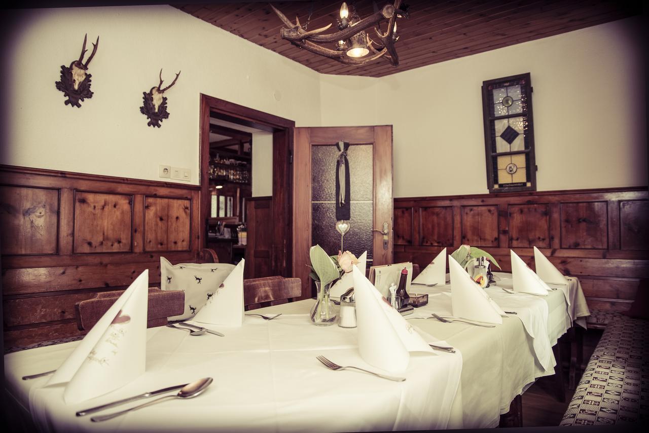 Gasthaus Zur Waldschenke Zeltweg Bagian luar foto