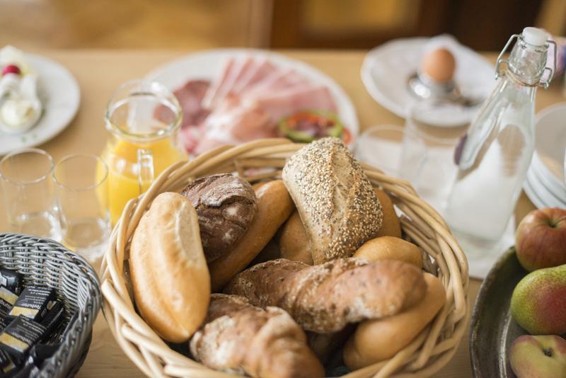 Gasthaus Zur Waldschenke Zeltweg Bagian luar foto